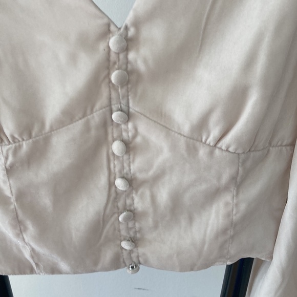 House of Harlow Blouse - Picture 3 of 11